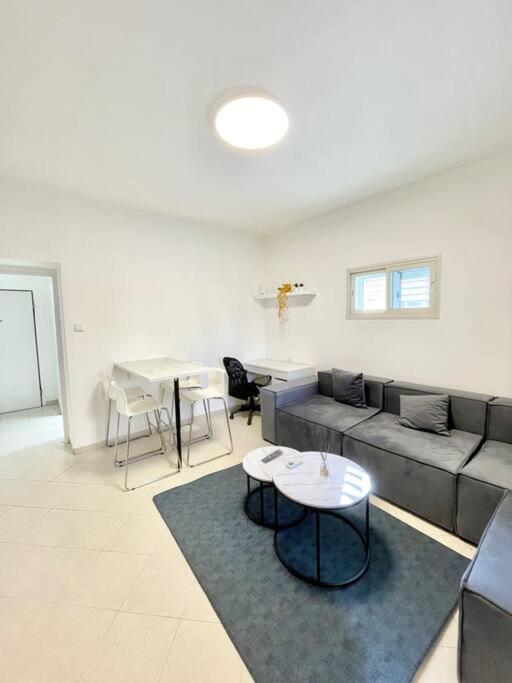 Rambam Beach Apartment 하이파 외부 사진
