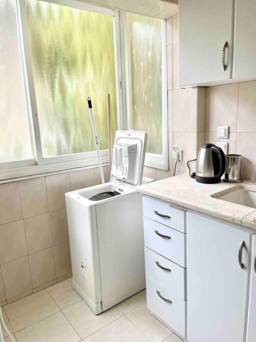 Rambam Beach Apartment 하이파 외부 사진