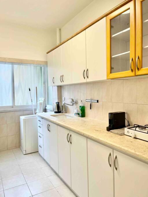 Rambam Beach Apartment 하이파 외부 사진