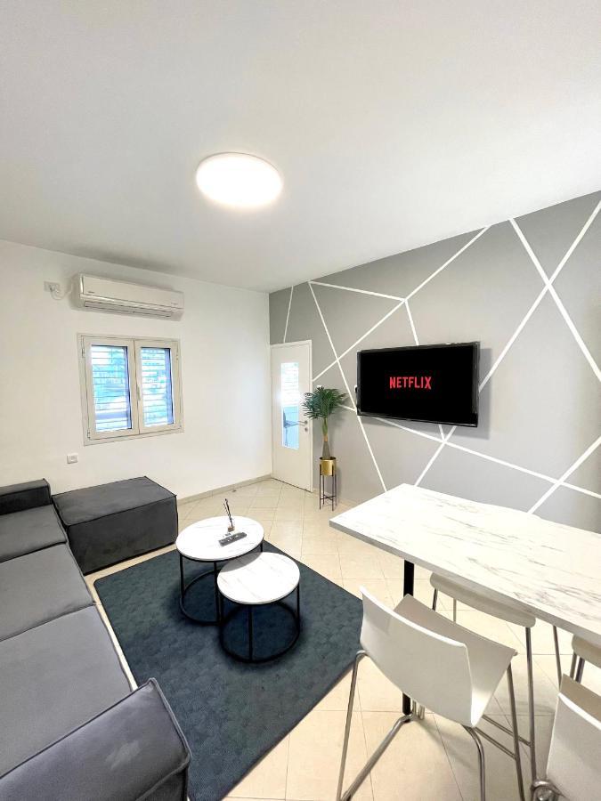 Rambam Beach Apartment 하이파 외부 사진